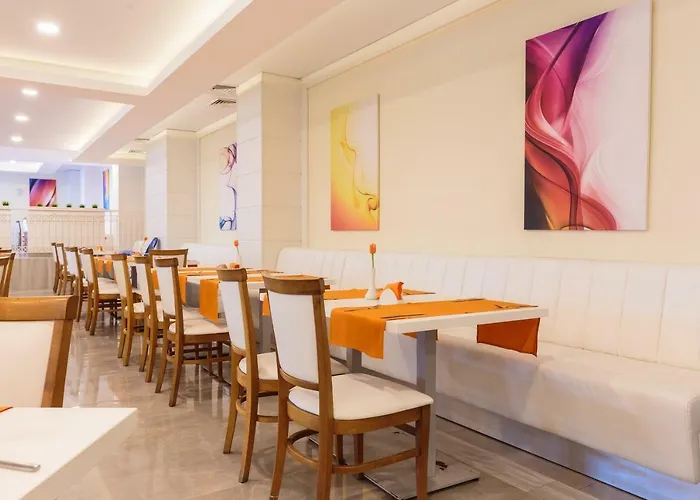 Serenity Bay Hotel Carevo